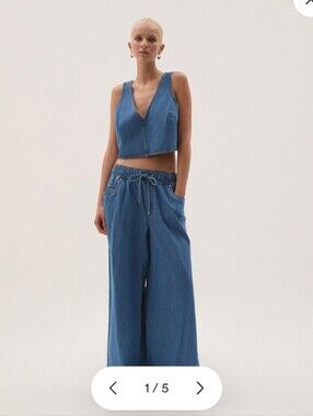 AJE Studio Sunray Denim Wide Leg Jeans Sz 4 US